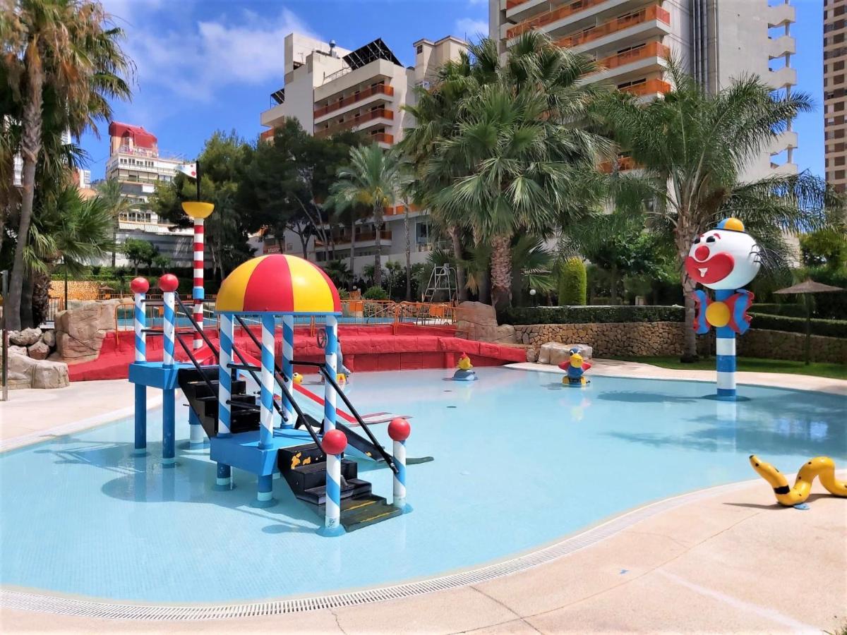 Gemelos 22-1-6 Benidorm Buitenkant foto